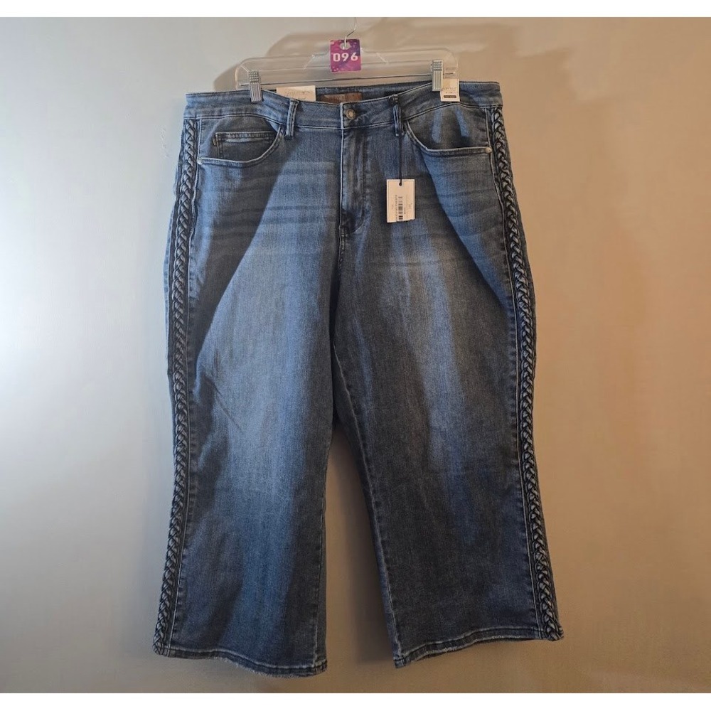 Judy Blue Womens Wide Leg Crop Jeans Blue Braid Trim High Waist Plus Sz 22W NEW